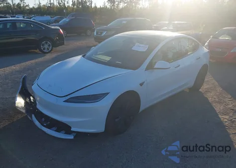 2025 Tesla Model 3 Long Range Rear-Wheel Drive/Standard z USA, uszkodzony, nr VIN 5YJ3E1EA3SF073311